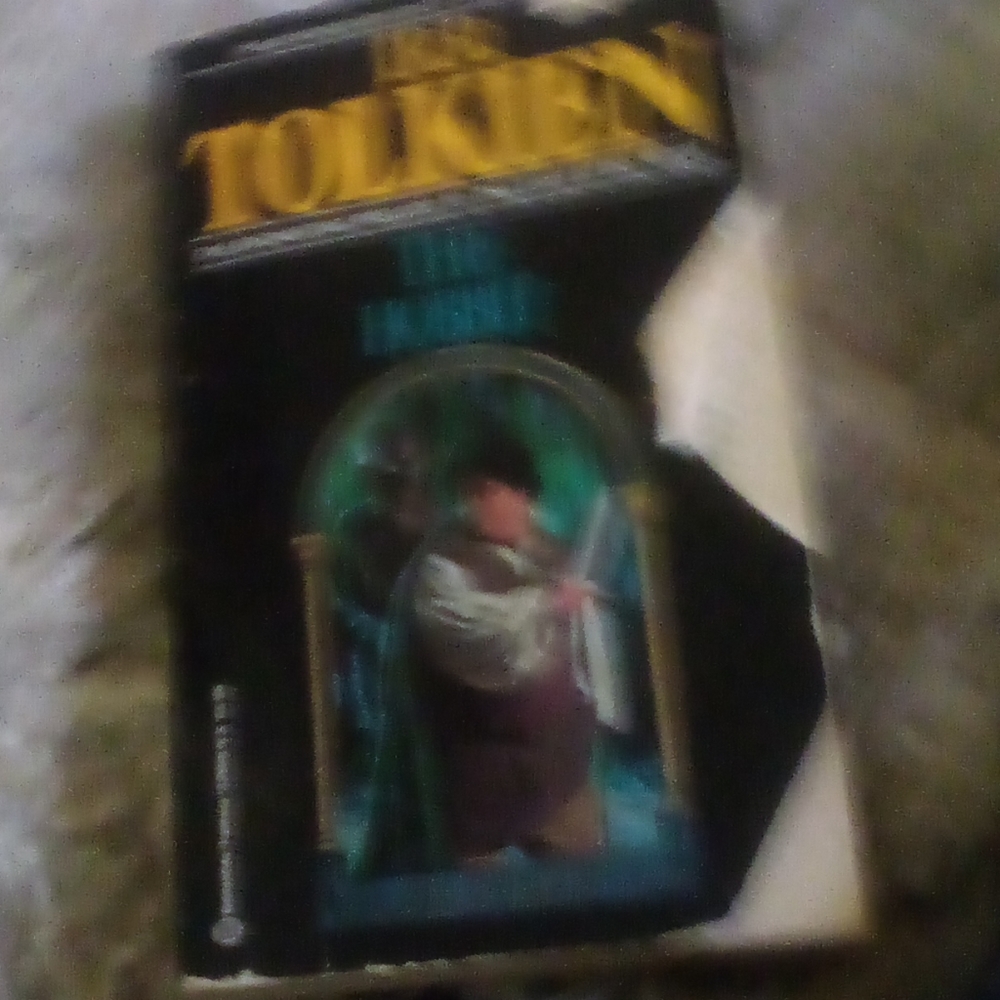 Books - Picture 2 of 8